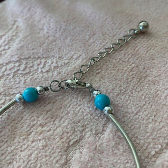 SILVER tone & TURQOISE BEAD Butterfly BANGLE BRACELET w extender - Picture 3 of 3